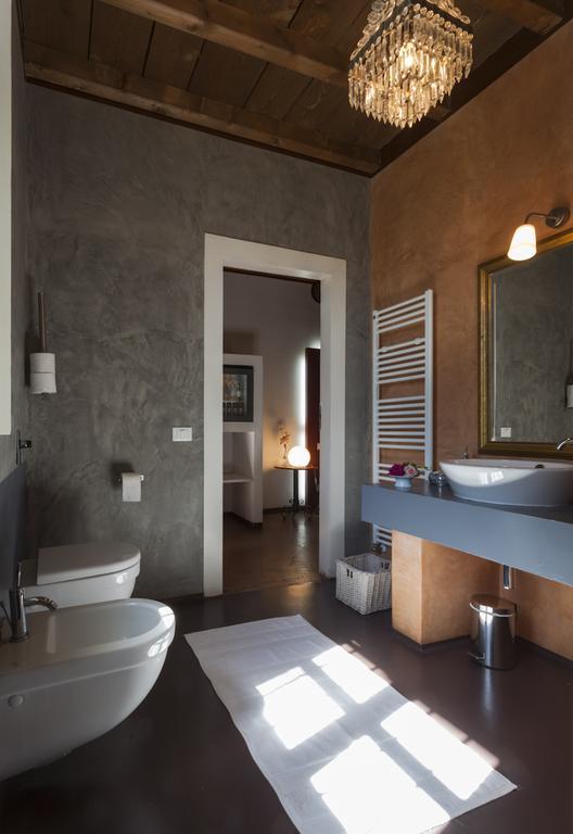 Agriturismo Cascina Marzana Hotel Pavia Exterior photo